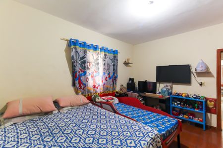 Casa à venda com 160m², 5 quartos e 1 vaga