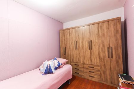 Casa à venda com 160m², 5 quartos e 1 vaga Casa à venda com 160m², 5 quartos e 1 vagaQuarto 2