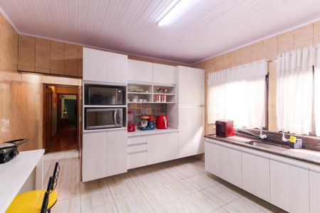 Casa à venda com 160m², 5 quartos e 1 vaga Casa à venda com 160m², 5 quartos e 1 vagaCozinha