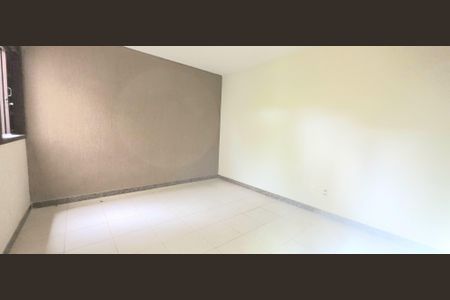 Casa de condomínio para alugar com 550m², 5 quartos e 6 vagas