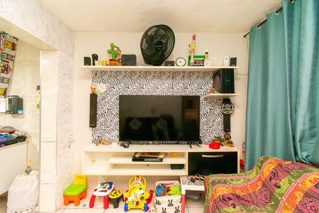 Sala de casa à venda com 3 quartos, 230m² em Jardim Planalto, São Paulo