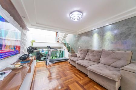 Casa à venda com 125m², 3 quartos e 4 vagas Casa à venda com 125m², 3 quartos e 4 vagasSala