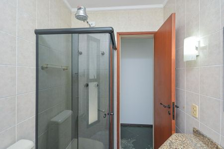 Casa à venda com 195m², 4 quartos e 4 vagas Casa à venda com 195m², 4 quartos e 4 vagasBanheiro 1