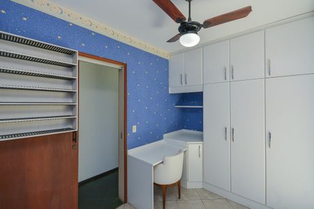 Casa à venda com 195m², 4 quartos e 4 vagas Casa à venda com 195m², 4 quartos e 4 vagasQuarto 2