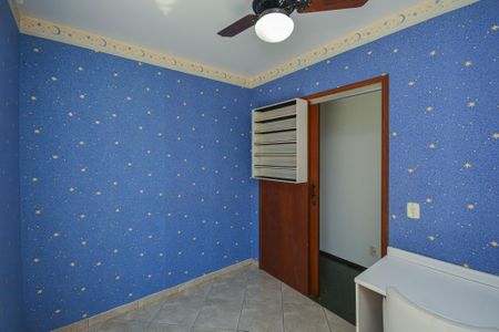 Casa à venda com 195m², 4 quartos e 4 vagas Casa à venda com 195m², 4 quartos e 4 vagasQuarto 2