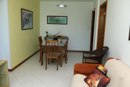 Apartamento para alugar com 80m², 2 quartos e 1 vagaSala