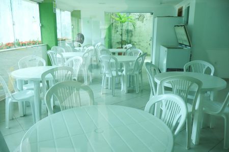 Apartamento para alugar com 80m², 2 quartos e 1 vagaÁrea comum - Salão de festas