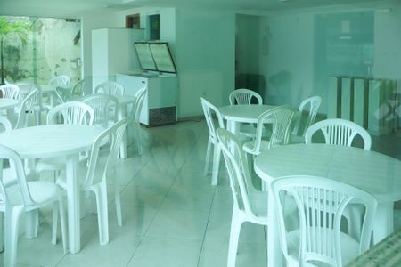 Apartamento para alugar com 80m², 2 quartos e 1 vagaÁrea comum - Salão de festas