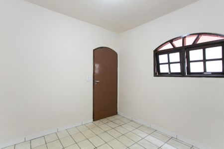 Casa para alugar com 45m², 1 quarto e sem vagaQuarto 