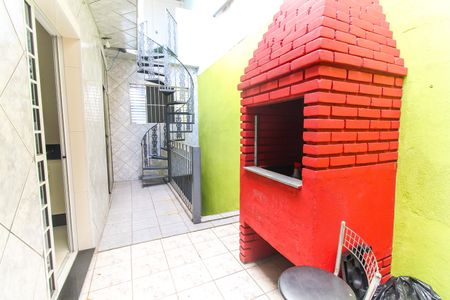 Casa à venda com 140m², 3 quartos e 3 vagas Casa à venda com 140m², 3 quartos e 3 vagasQuintal