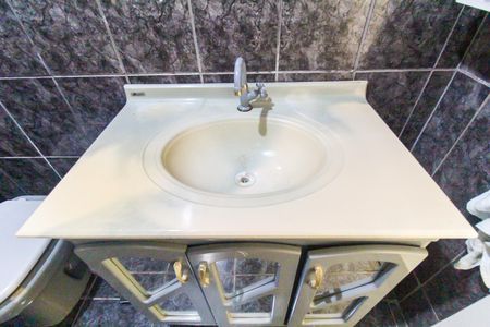 Casa à venda com 140m², 3 quartos e 3 vagas Casa à venda com 140m², 3 quartos e 3 vagasBanheiro