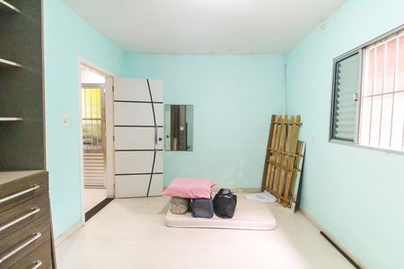 Quarto 1 de casa à venda com 3 quartos, 140m² em Vila Carmosina, São Paulo