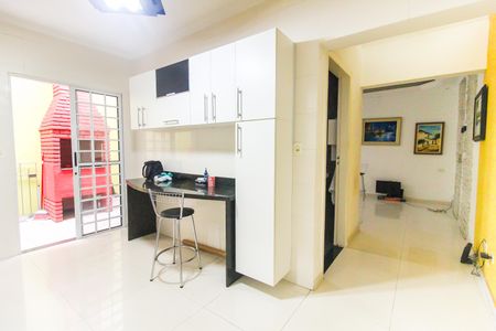 Casa à venda com 140m², 3 quartos e 3 vagas Casa à venda com 140m², 3 quartos e 3 vagasCozinha