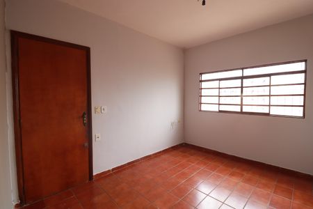 Sala de casa para alugar com 1 quarto, 70m² em Jardim Maria Goretti, Ribeirão Preto