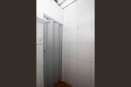 Banheiro de casa para alugar com 1 quarto, 50m² em Vila Sao Rafael, Guarulhos