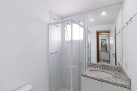 Apartamento para alugar com 60m², 2 quartos e 1 vaga Apartamento para alugar com 60m², 2 quartos e 1 vagaBanheiro da suíte