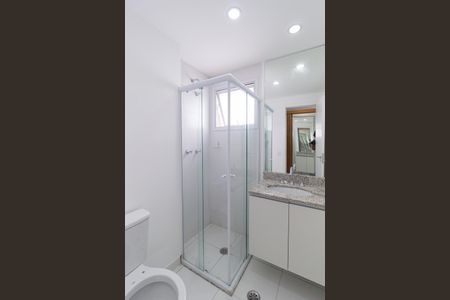 Apartamento para alugar com 60m², 2 quartos e 1 vaga Apartamento para alugar com 60m², 2 quartos e 1 vagaBanheiro da suíte