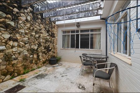 Casa à venda com 350m², 4 quartos e 4 vagasJardim de Inverno