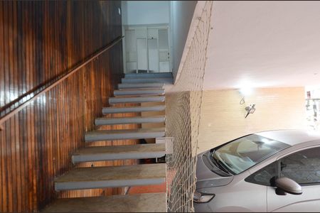 Casa à venda com 350m², 4 quartos e 4 vagasEntrada