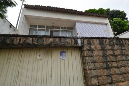 Casa à venda com 350m², 4 quartos e 4 vagasPlaca Instalada 11-02-2026-CGHU-96