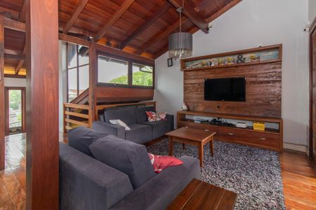 Casa à venda com 208m², 3 quartos e 3 vagasSala 2