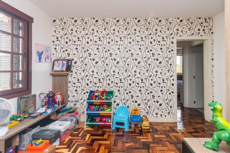 Casa à venda com 208m², 3 quartos e 3 vagasEscritório