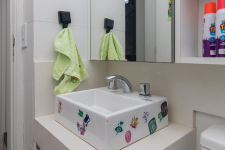 Casa à venda com 208m², 3 quartos e 3 vagasBanheiro do Quarto 3