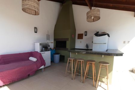 Casa à venda com 208m², 3 quartos e 3 vagasQuintal