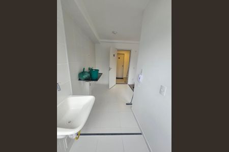 Banheiro de apartamento para alugar com 2 quartos, 42m² em Vila Nova Cintra, Mogi das Cruzes