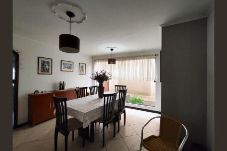 Casa para alugar com 350m², 2 quartos e 2 vagasSala 