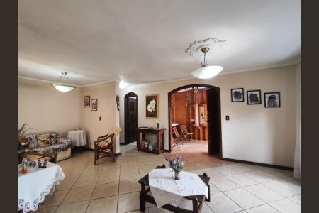 Casa para alugar com 350m², 2 quartos e 2 vagasSala 