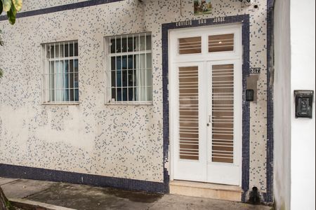 Apartamento à venda com 100m², 2 quartos e 1 vagaFrente