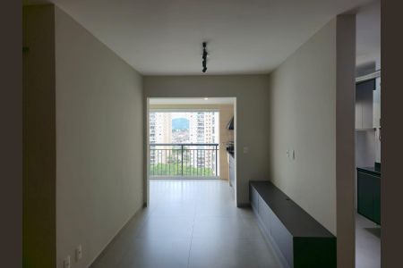 Sala  de apartamento para alugar com 2 quartos, 68m² em Jardim Flor da Montanha, Guarulhos