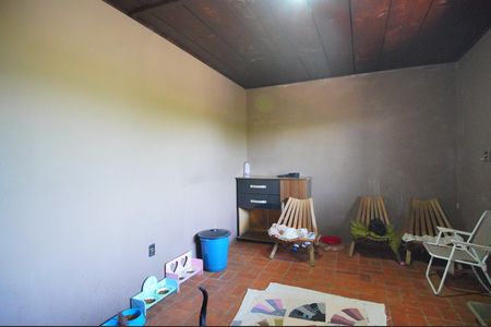 Casa à venda com 300m², 5 quartos e 2 vagasQuarto 2