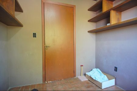 Casa à venda com 300m², 5 quartos e 2 vagasQuarto 3