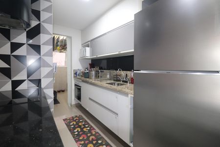 Apartamento à venda com 74m², 1 quarto e 2 vagasCozinha