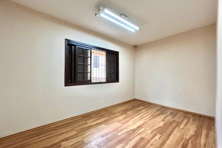 Casa para alugar com 290m², 3 quartos e 2 vagas Casa para alugar com 290m², 3 quartos e 2 vagasQuarto 3