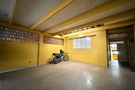 Casa para alugar com 290m², 3 quartos e 2 vagas Casa para alugar com 290m², 3 quartos e 2 vagasGaragem