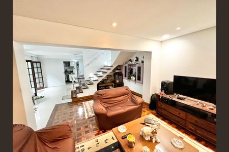 Casa à venda com 365m², 7 quartos e 2 vagasSala