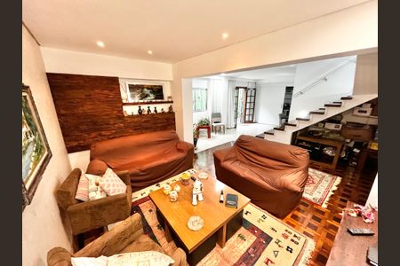 Casa à venda com 365m², 7 quartos e 2 vagasSala