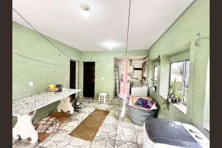 Casa à venda com 365m², 7 quartos e 2 vagasLavanderia