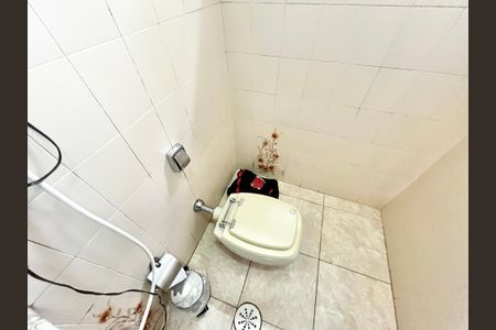 Casa à venda com 365m², 7 quartos e 2 vagasBanheiro 2