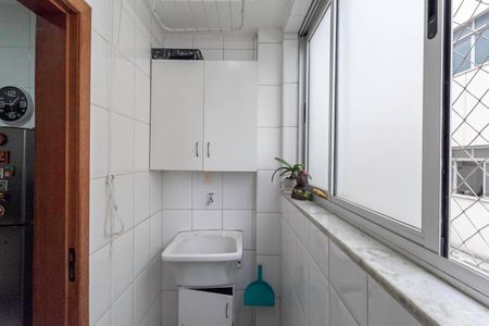 Apartamento à venda com 69m², 2 quartos e 2 vagas Apartamento à venda com 69m², 2 quartos e 2 vagasÁrea de serviço