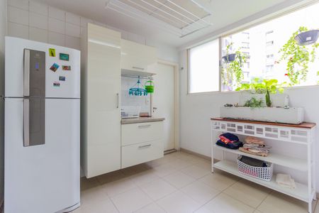 Apartamento à venda com 323m², 4 quartos e 3 vagasÁrea de Serviço