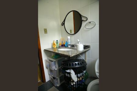 Casa à venda com 184m², 3 quartos e 3 vagasBanheiro Social 