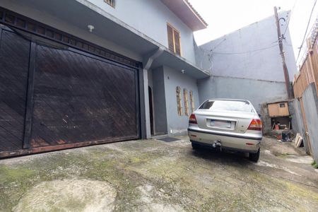 Casa para alugar com 173m², 3 quartos e 4 vagas Casa para alugar com 173m², 3 quartos e 4 vagasGaragem