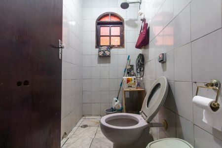 Casa para alugar com 173m², 3 quartos e 4 vagas Casa para alugar com 173m², 3 quartos e 4 vagasBanheiro 1