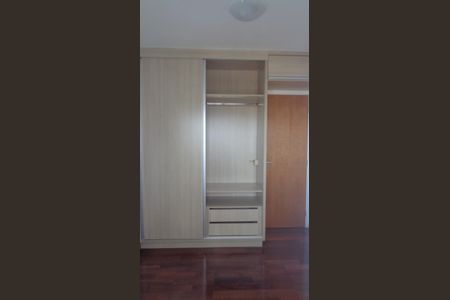 Apartamento para alugar com 72m², 2 quartos e 2 vagasQuarto