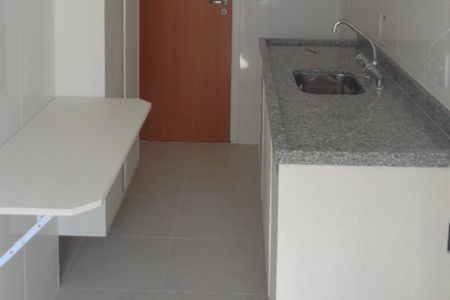 Apartamento para alugar com 72m², 2 quartos e 2 vagasCozinha