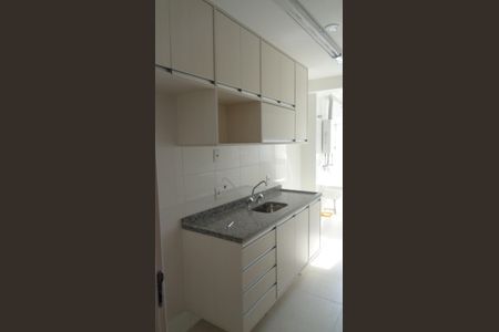 Apartamento para alugar com 72m², 2 quartos e 2 vagasCozinha